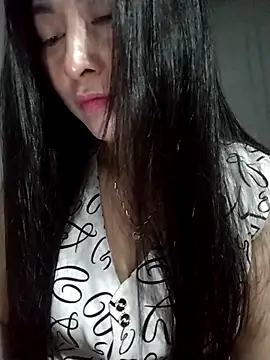 Snapshot of Paerl-sweet chatting on March 12, 2:29 am Paerl-sweet online show from March 12, 2:29 am