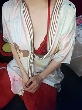 Snapshot of Alone_nothing chatting on December 17, 10:49 pm Alone nothing online show from December 17, 10:49 pm