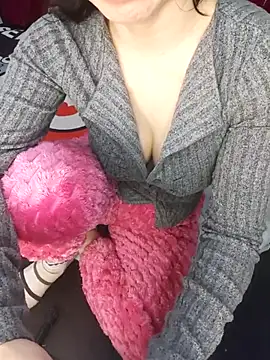 Snapshot of Alone_nothing chatting on January 13, 4:07 am Alone nothing online show from January 13, 4:07 am