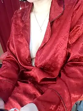 Snapshot of Alone_nothing chatting on March 4, 6:30 am Alone nothing online show from March 4, 6:30 am