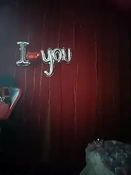 Snapshot of Alone_nothing chatting on March 8, 2:04 am Alone nothing online show from March 8, 2:04 am