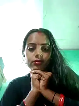 Snapshot of kami_sexe chatting on December 22, 9:39 am kami sexe online show from December 22, 9:39 am