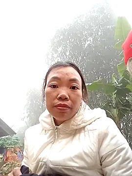 Snapshot of anna-can chatting on December 5, 9:18 am anna-can online show from December 5, 9:18 am