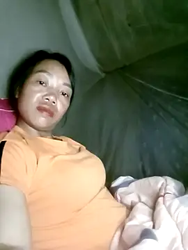 Snapshot of anna-can chatting on March 8, 8:23 pm anna-can online show from March 8, 8:23 pm