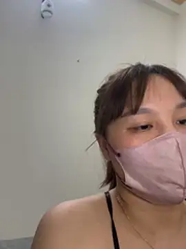 Snapshot of Hello_honey chatting on June 25, 3:49 pm Hello honey online show from June 25, 3:49 pm