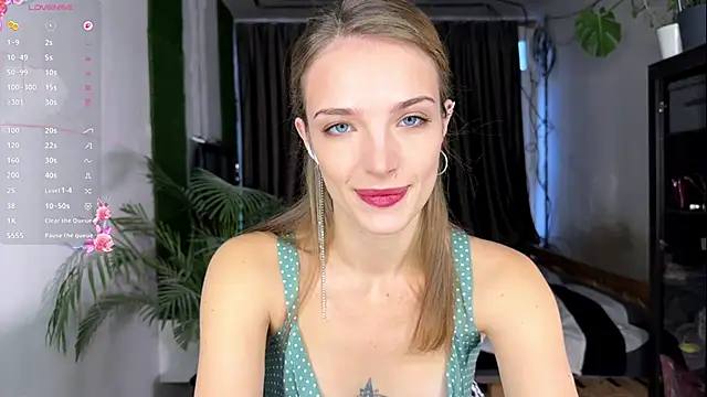 Snapshot of Miss_Monroe chatting on February 23, 6:22 am Miss Monroe online show from February 23, 6:22 am