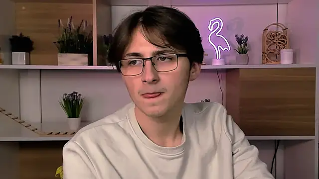 Snapshot of azen_rush chatting on December 15, 7:29 pm azen rush online show from December 15, 7:29 pm