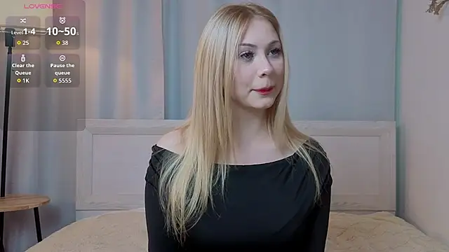 Snapshot of kaity_berry chatting on January 6, 9:35 am kaity berry online show from January 6, 9:35 am