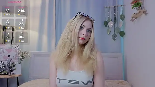 Snapshot of kaity_berry chatting on January 9, 9:12 am kaity berry online show from January 9, 9:12 am