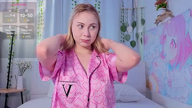 Snapshot of kaity_berry chatting on February 16, 8:43 am kaity berry online show from February 16, 8:43 am