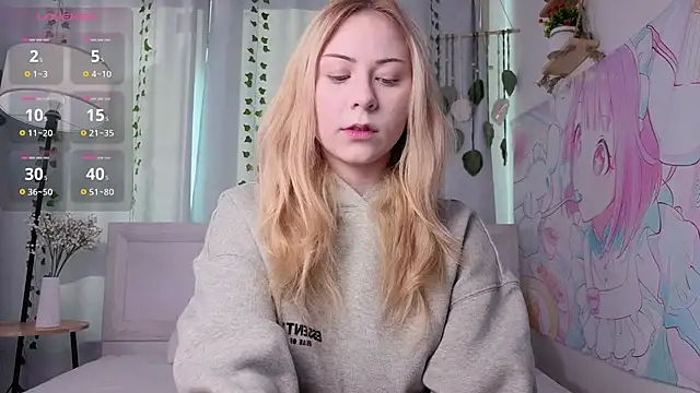 Snapshot of kaity_berry chatting on February 18, 8:21 am kaity berry online show from February 18, 8:21 am