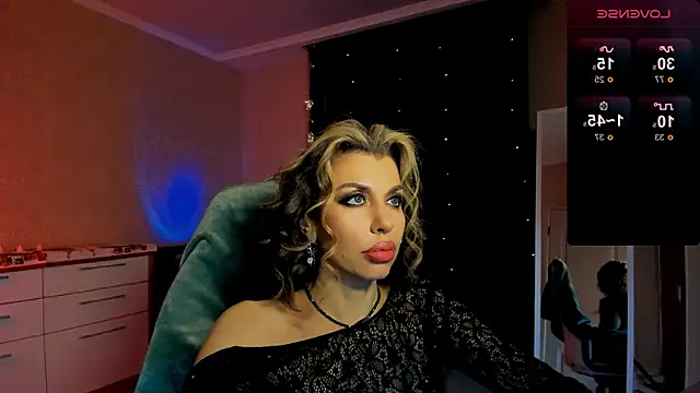 Snapshot of era_prime chatting on December 18, 3:51 pm era prime online show from December 18, 3:51 pm