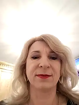 AhlyssaLove1155 online show from March 19, 3:10 am