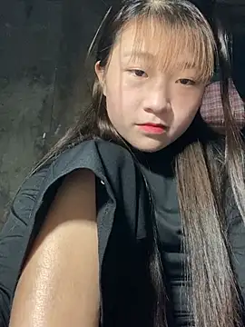 hinata-xx online show from April 1, 11:44 am