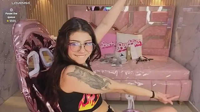 miss devil s online show from January 10, 3:19 am