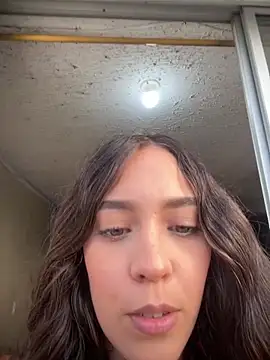 Snapshot of Victoria_Pov chatting on December 19, 10:17 pm Victoria Pov online show from December 19, 10:17 pm