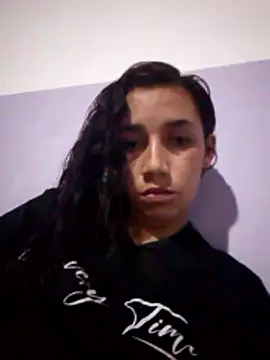 Kat573t online show from December 21, 11:34 pm