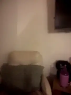 Snapshot of VanesssaMilf_ chatting on March 15, 3:12 am VanesssaMilf online show from March 15, 3:12 am