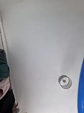 Snapshot of maannn8962 chatting on February 23, 3:31 pm maannn8962 online show from February 23, 3:31 pm