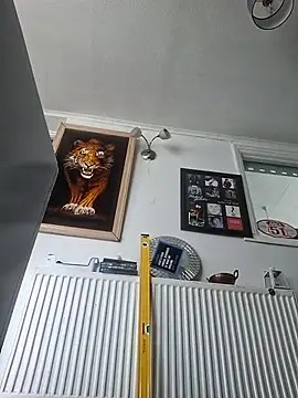 maannn8962 online show from March 16, 10:41 am