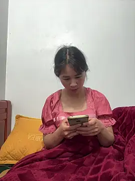 Him MountainGirl online show from March 12, 3:12 am