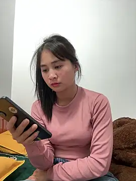 Him MountainGirl online show from March 19, 6:28 am