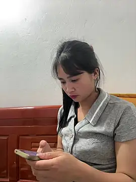 Him MountainGirl online show from March 20, 1:27 pm