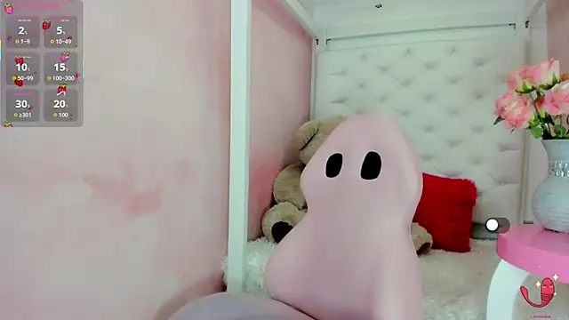 valeriecute18 online show from January 15, 11:52 pm