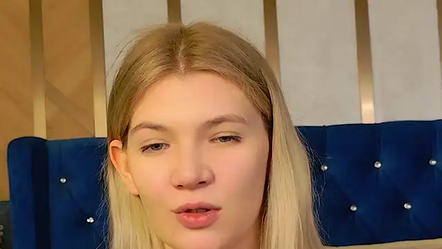 Vivien Hans online show from March 26, 8:58 pm