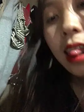 Snapshot of bae-asian chatting on April 26, 10:24 am bae-asian online show from April 26, 10:24 am