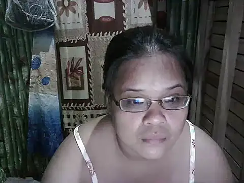 Hotty babe23 online show from May 24, 11:59 am