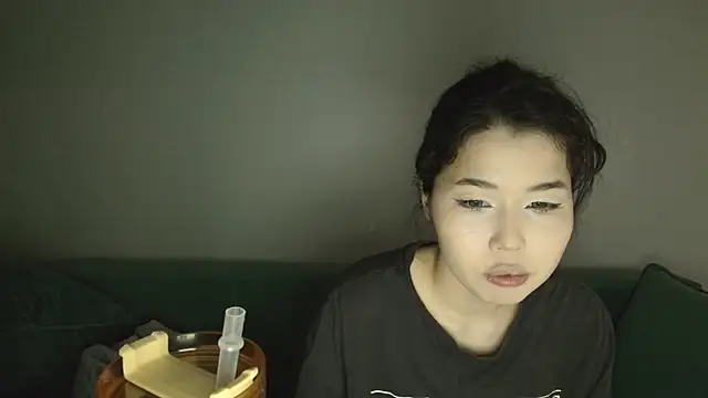 kimyjina online show from May 26, 3:02 am