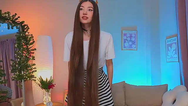 Snapshot of oliviaah_ chatting on December 17, 3:18 pm oliviaah online show from December 17, 3:18 pm