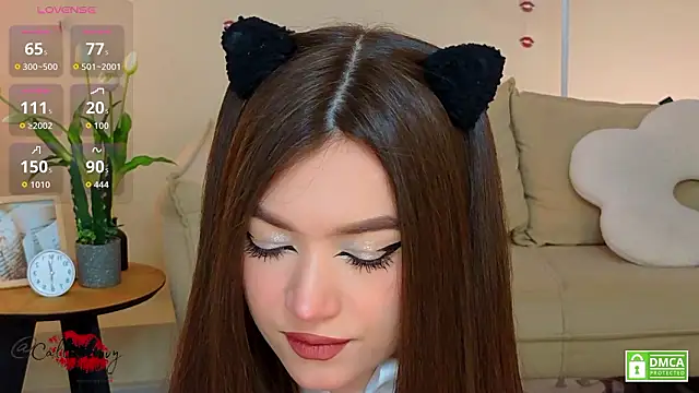 oliviaah  online show from March 27, 3:12 pm