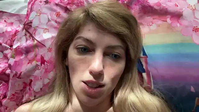 Snapshot of CelestialRuby chatting on April 7, 5:13 pm CelestialRuby online show from April 7, 5:13 pm