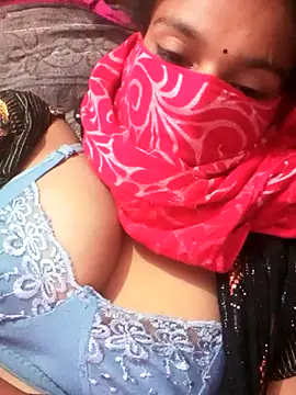 Snapshot of khushaboosexy chatting on December 15, 4:44 pm khushaboosexy online show from December 15, 4:44 pm