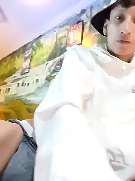 Snapshot of Disey888 chatting on December 14, 1:00 am Disey888 online show from December 14, 1:00 am