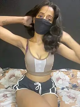 Snapshot of Hottie_kia chatting on June 26, 5:39 pm Hottie kia online show from June 26, 5:39 pm
