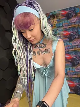 Tattoo  Moon online show from May 8, 12:38 am
