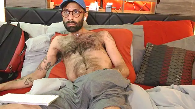 LilBrownPKB online show from December 19, 8:38 pm