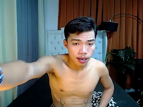 Snapshot of mike_cummer chatting on February 12, 11:05 am mike cummer online show from February 12, 11:05 am