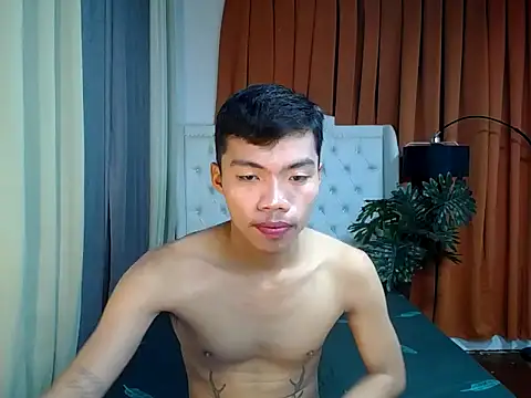 Snapshot of mike_cummer chatting on March 2, 12:13 am mike cummer online show from March 2, 12:13 am