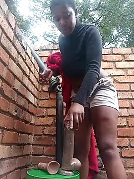 Snapshot of SexyMbali_01 chatting on March 1, 6:26 am SexyMbali 01 online show from March 1, 6:26 am