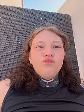 FionaMurr online show from December 23, 2:09 am