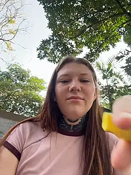 FionaMurr online show from March 16, 1:22 am