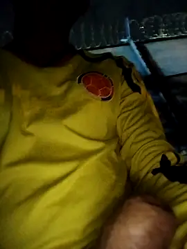 Snapshot of Andreskelly chatting on February 25, 12:42 am Andreskelly online show from February 25, 12:42 am