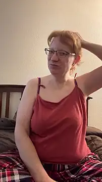 Snapshot of Lenaravenswood chatting on January 16, 9:46 am Lenaravenswood online show from January 16, 9:46 am