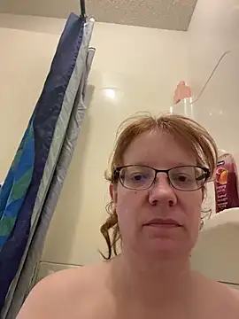 Snapshot of Lenaravenswood chatting on February 25, 7:56 pm Lenaravenswood online show from February 25, 7:56 pm