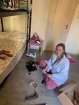 Vikml166 online show from April 7, 3:01 pm