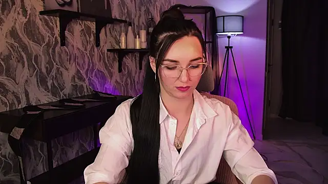 WendyMoris online show from January 13, 9:25 am